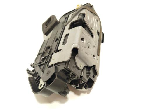 Used Rear right lock AUDI Q3 (F3B) 35 TDI (150 hp) 30830321