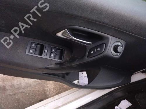 Instrument cluster VW POLO V (6R1, 6C1) 1.4 (6R1) | BP8147825C47 