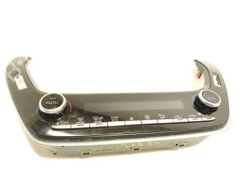 Climate control TOYOTA COROLLA Saloon (_E21_) 1.8 VVTi Hybrid (ZWE211, MZEA12) | BP33324901I5 - Image 2