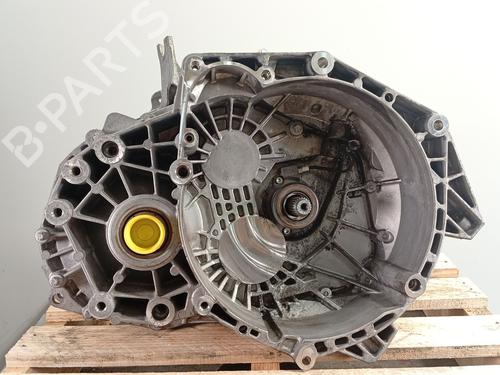 Used Gearbox OPEL ZAFIRA TOURER C (P12) 2.0 CDTi (75) (130 hp) 26709359