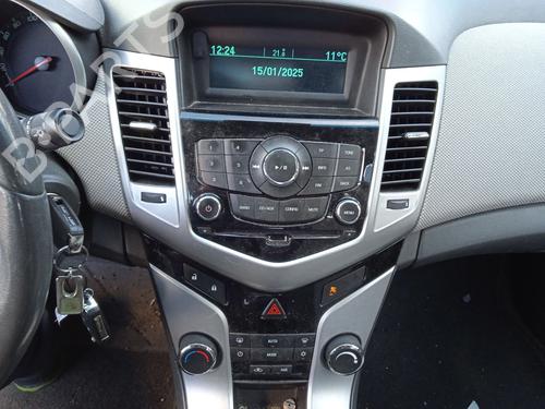 Left headlight CHEVROLET CRUZE (J300) 2.0 CDI | BP23190398C28 