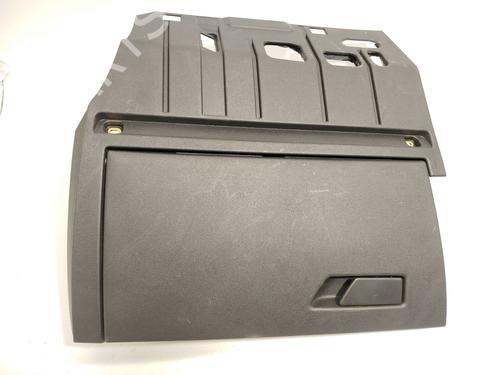 Vano posta oggetti AUDI A3 Sportback (8YA, 8YF) 30 TFSI Mild Hybrid (110 hp) 29393952
