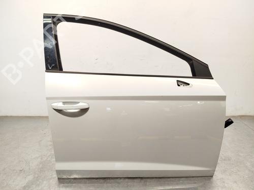 Puerta delantera derecha SEAT LEON (5F1) 1.4 TGI (110 hp) 32340576