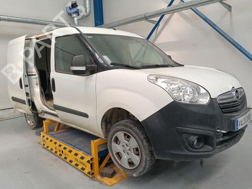 Gebruikte OPEL COMBO Box Body/MPV (X12) 1.3 CDTI (B05) 4749331 Onderdelen
