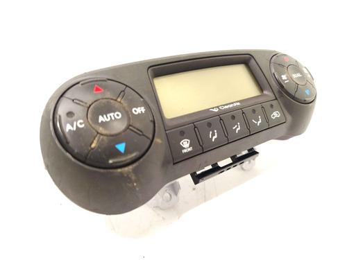 Used Climate control Climate control 38016952 38016952