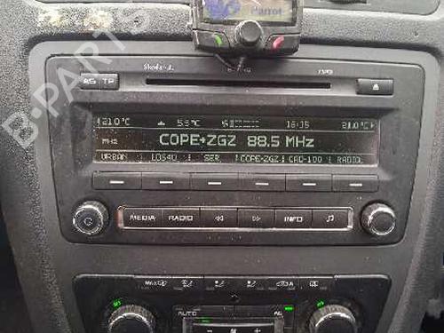 Left mirror SKODA OCTAVIA II (1Z3) | BP17018768C26