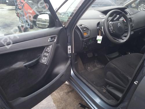 Left taillight CITROËN C4 Picasso I MPV (UD_) 2.0 HDi 138 | BP30969353C34