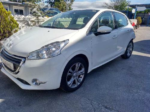 PEUGEOT 208 I (CA_, CC_) 1.2 VTI 82 (82 hp) 799021