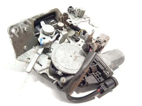 Used Tailgate lock CHRYSLER GRAND VOYAGER V (RT) 2.8 CRD (163 hp) 19939849