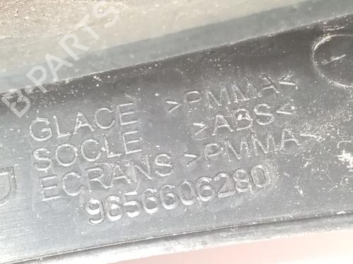 Right taillight PEUGEOT 407 (6D_) 2.0 HDi 135 (6DRHRH, 6DRHRE, 6DRHRG, 6DRHRJ) | BP30932058C35