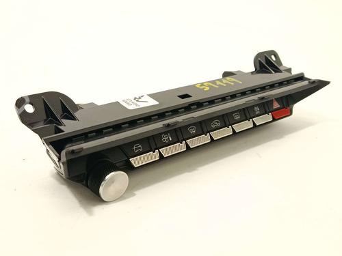 Used Climate control Climate control 39470867 39470867