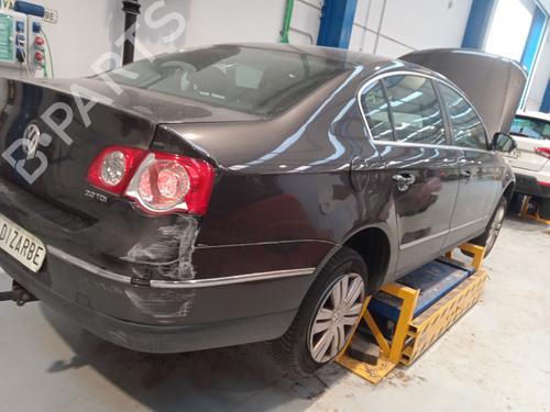 Right headlight VW PASSAT B6 (3C2) 2.0 TDI 16V | BP33873570C29  - Image 24