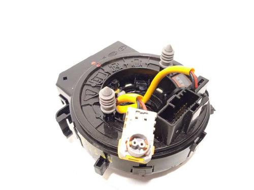 squib-airbag-hyundai-i30-fastback-pde-pden-93490g3130-2017-16658397 main image