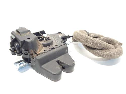 tailgate-lock-mercedes-benz-c-class-coupe-c204-a2047500135-2011-9846503 main image