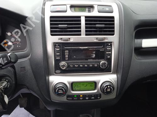 Left front window switch KIA SPORTAGE II (JE_, KM_) 2.0 CRDi | BP22729390I27 