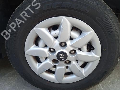 Right headlight HYUNDAI H-1 / STAREX Bus (A1) 2.5 CRDi | BP19775985C29 