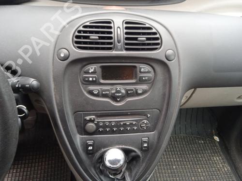 Right taillight CITROËN XSARA PICASSO (N68) 2.0 HDi | BP30106056C35