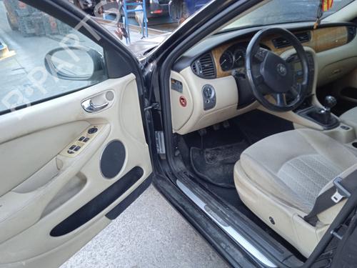 Left front window switch JAGUAR X-TYPE I (X400) 2.0 D | BP25623939I27 