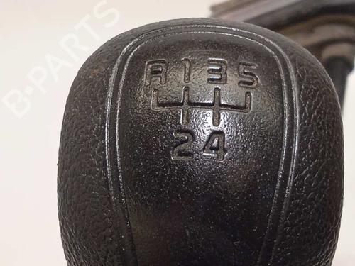 Gear lever KIA VENGA (YN) 1.4 CVVT | BP13738313M90