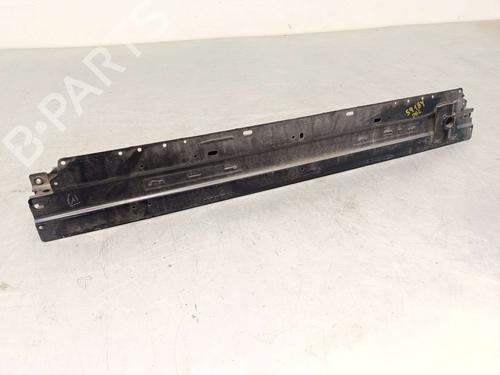 Used Front bumper reinforcement Front bumper reinforcement 39560581 39560581