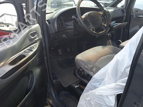 Right headlight HYUNDAI H-1 / STAREX Bus (A1) 2.5 CRDi | BP19775985C29 