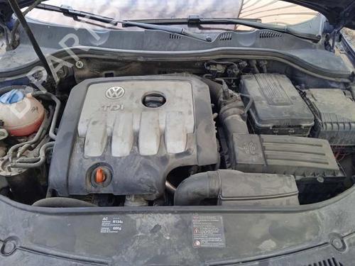 Left front fog light VW PASSAT B6 Variant (3C5) 2.0 TDI 16V | BP15800500C30 