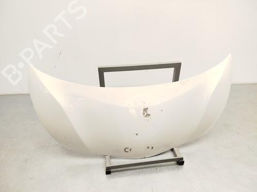 hood-toyota-aygo-_b4_-2014-36435561 main image