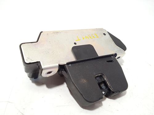 Used Tailgate lock Tailgate lock PEUGEOT 2008 II (UD_, US_, UY_, UJ_, UR_, UC_) 1.5 BlueHDI 110 (UDYHSK) (110 hp) 26208952 26208952
