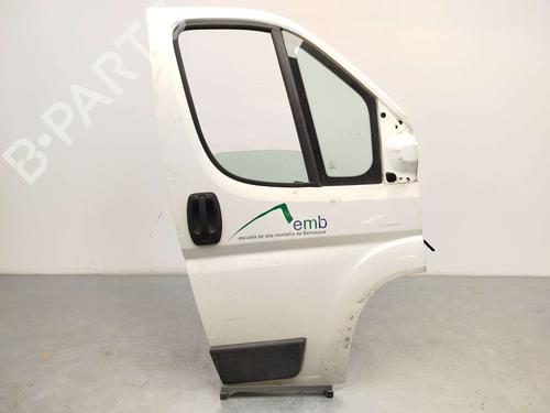 right-front-door-peugeot-boxer-bus-2005-39402817 main image