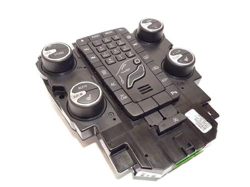 Used Switch VOLVO V40 Cross Country (526) T3 (152 hp) 14833696