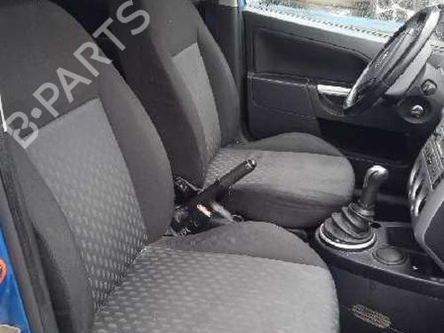 Right headlight FORD FIESTA V (JH_, JD_) 1.6 TDCi | BP11937815C29 