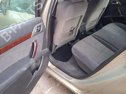 Left headlight PEUGEOT 407 (6D_) 2.0 HDi 135 (6DRHRH, 6DRHRE, 6DRHRG, 6DRHRJ) | BP23128890C28 