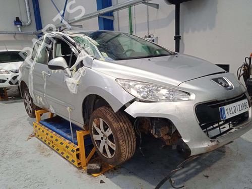 Brugte PEUGEOT 308 II (LB_, LP_, LW_, LH_, L3_) 1.6 HDi / BlueHDi 115 4998730
