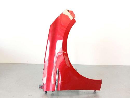 right-front-fenders-renault-megane-iv-hatchback-b9amn_-2015-38196898 main image