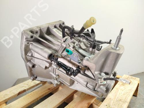 Gearbox RENAULT MEGANE IV Hatchback (B9A/M/N_) 1.3 TCe 140 (B9NB) | BP28152602M3 