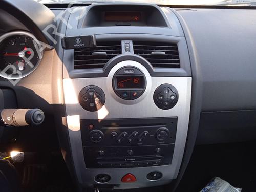 Front right window mechanism RENAULT MEGANE II Coupé-Cabriolet (EM0/1_) 1.9 dCi | BP26654091C23