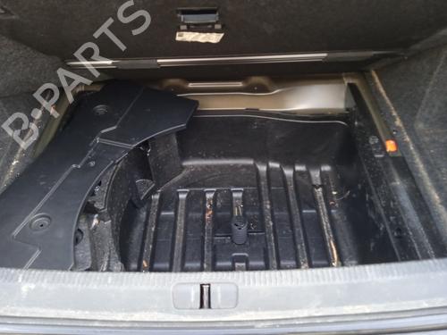 Venstre forlygte VW PASSAT B6 (3C2) 1.9 TDI | BP30488943C28