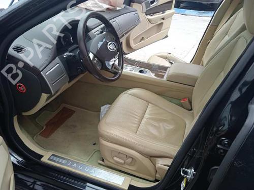 Switch JAGUAR XF I (X250) 3.0 D | BP13406251I30 