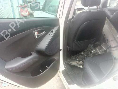 Warning switch HYUNDAI ix35 (LM, EL, ELH) 2.0 4WD | BP4396637I22