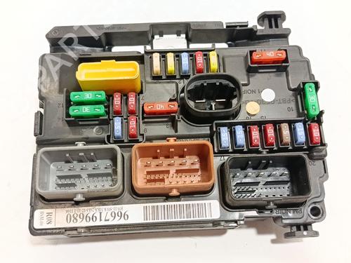 Fuse box CITROËN C3 Picasso (SH_) 1.6 HDI 90 | BP36533616E1 - Image 4