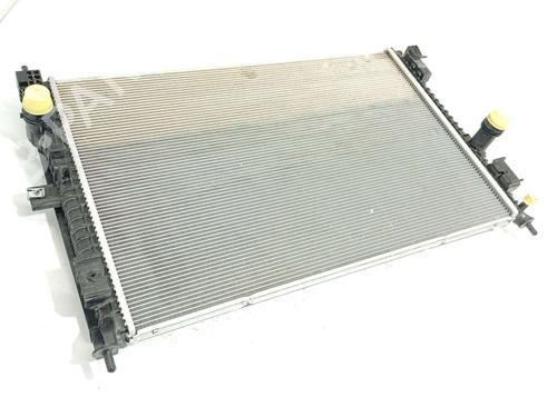 Used Water radiator Water radiator 38725756 38725756