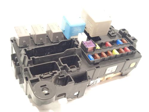 Used Fuse box Fuse box 25137257 25137257