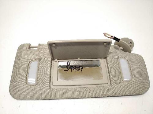Used Right sun visor Right sun visor 7253694 7253694