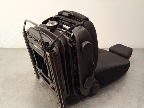 Left front seat MERCEDES-BENZ SPRINTER 4-t Van (B907, B910) 419 CDI RWD (907.643, 907.645, 907.647) | BP29750261C15 