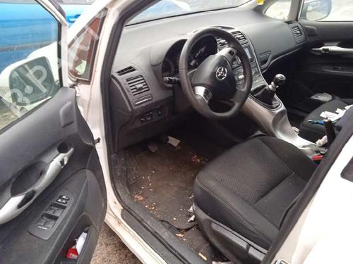 Fuse box TOYOTA AURIS (_E15_) | BP8915344E1