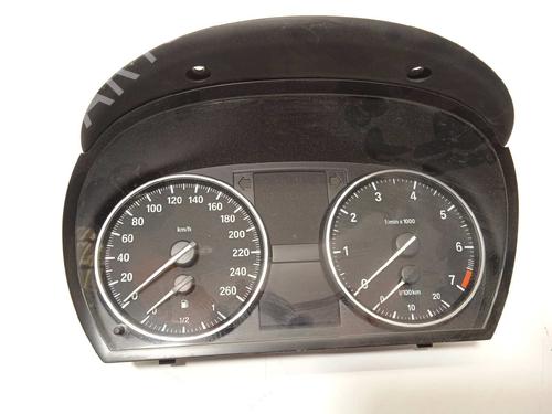Instrument cluster BMW 3 (E90) 318 i | BP17873812C47 
