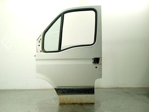 Used Left front door Left front door 19284576 19284576