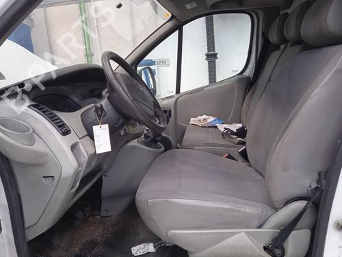 Left headlight NISSAN PRIMASTAR Van (X83) 2.0 dCi 115 | BP33951872C28  - Image 34