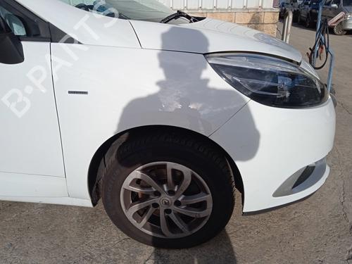 Left front window switch RENAULT SCÉNIC III (JZ0/1_) 1.2 TCe | BP30588490I27 