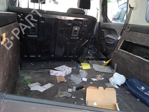 Fuse box PEUGEOT RIFTER 1.5 BlueHDi 130 | BP25487711E1 